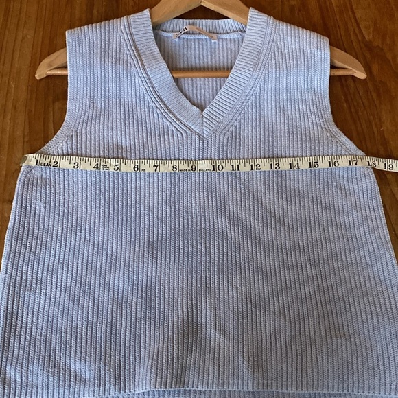 Zara Knit Vest - Picture 6 of 7